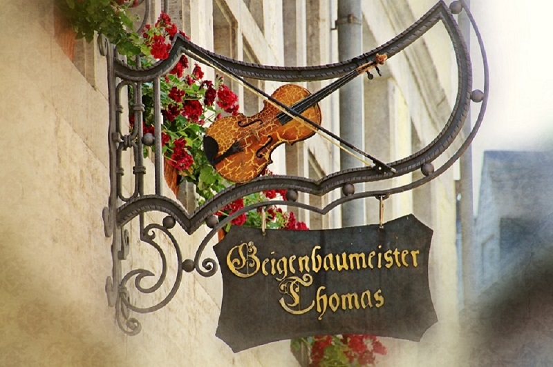 Sign