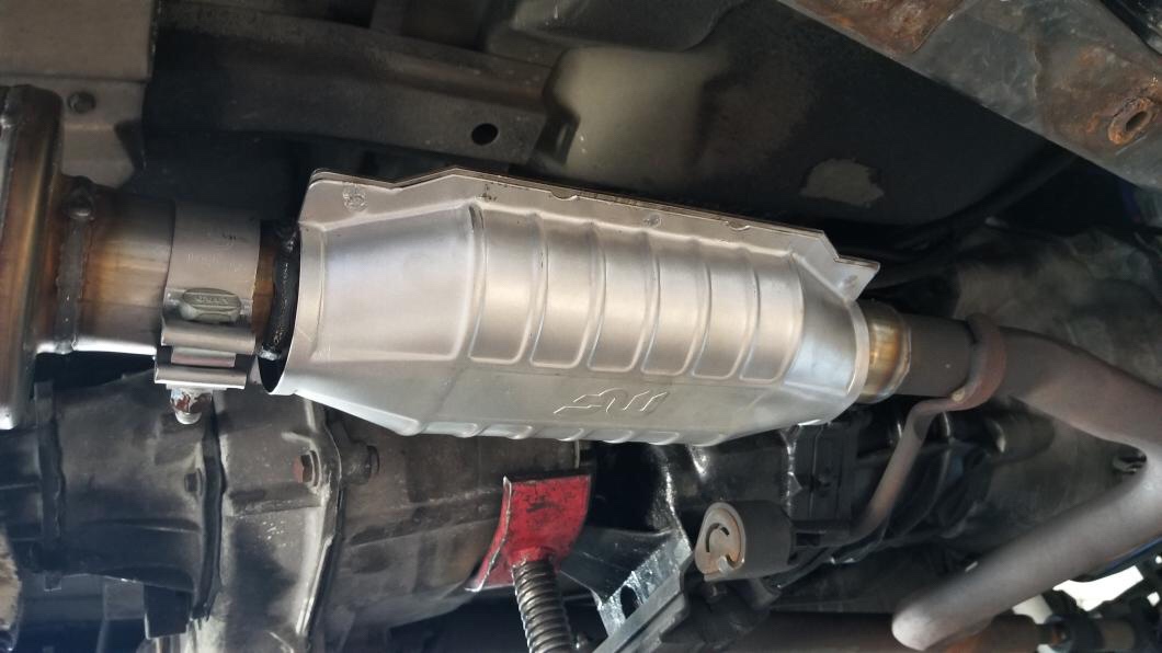 Top Benefits of Using a Catalytic Converter Cleaner for Your Car