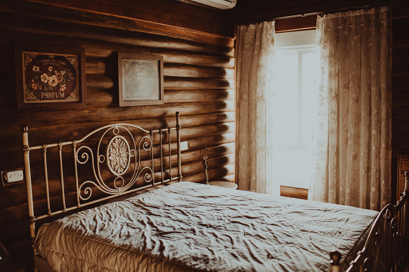 platform bed