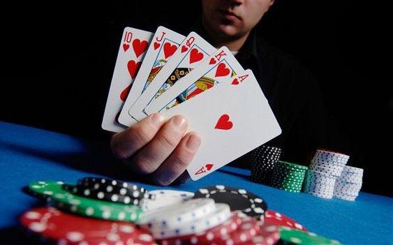 DOWNLOAD APLIKASI POKER ONLINE ANDROID
