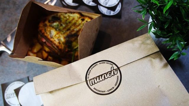 Circle stickers for your restaurant
