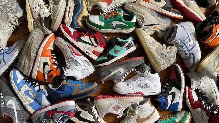 Sneakerheads Unite: Top Tips for Navigating Online Sneaker Marketplaces