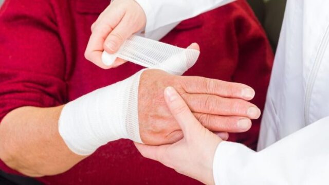 Chitosan-Based Wound Dressings