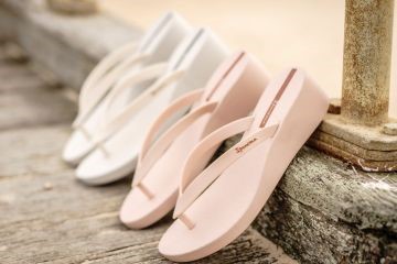 beach sandals